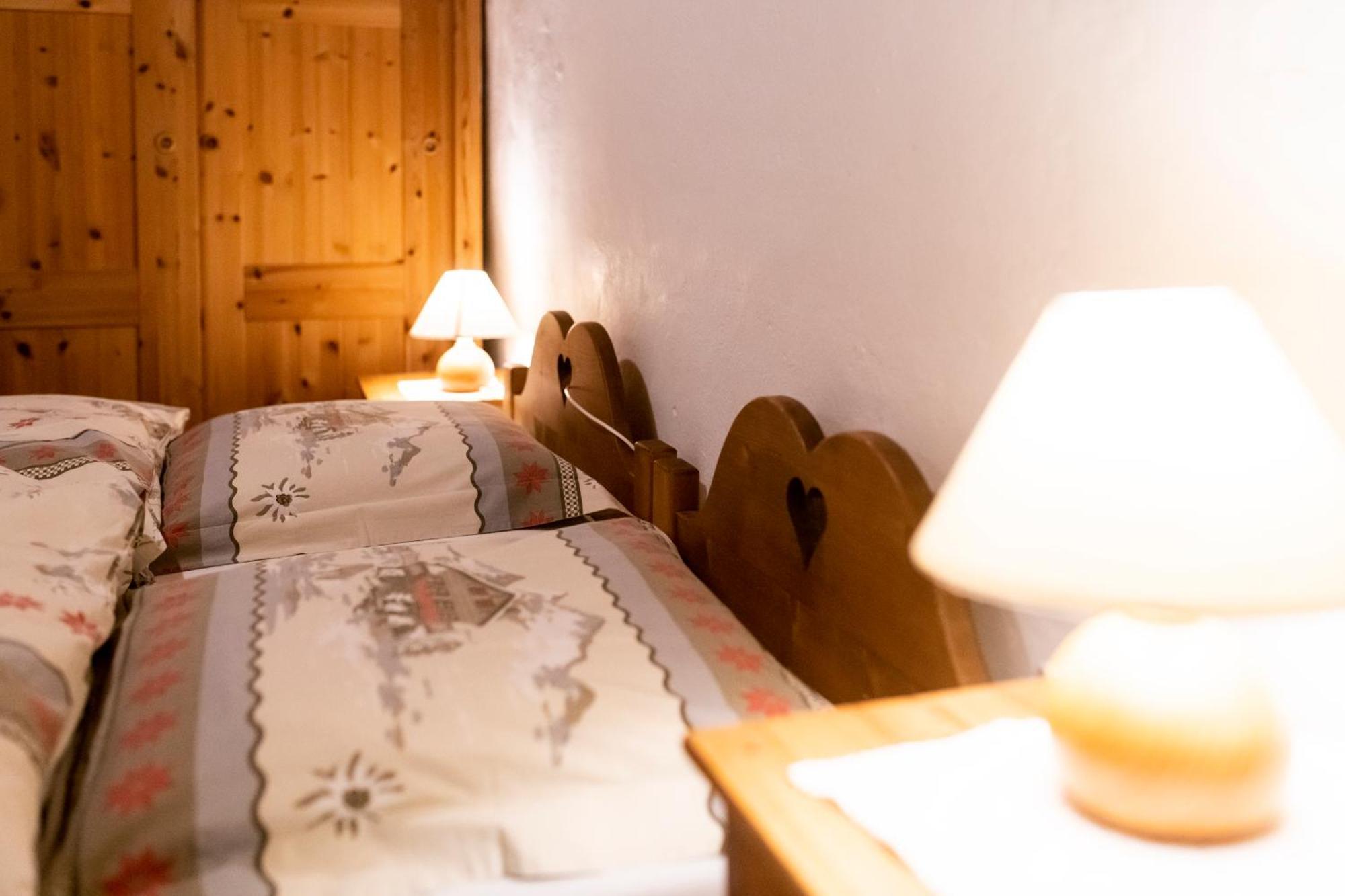 Aiguille De La Tza Hotel Arolla Exterior photo